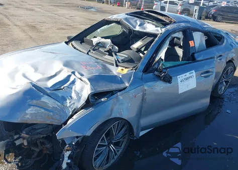 2016 Audi A7 3.0T Premium Plus z USA, uszkodzony, nr VIN WAU2GAFC4GN026431